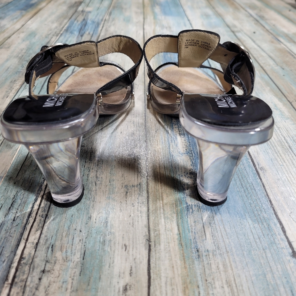 Michael kors Acrylic heels. - Picture 4 of 12